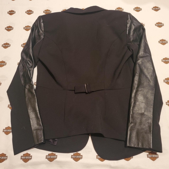 Sportmax Code Leather Sleeve Blazer! - Picture 4 of 4